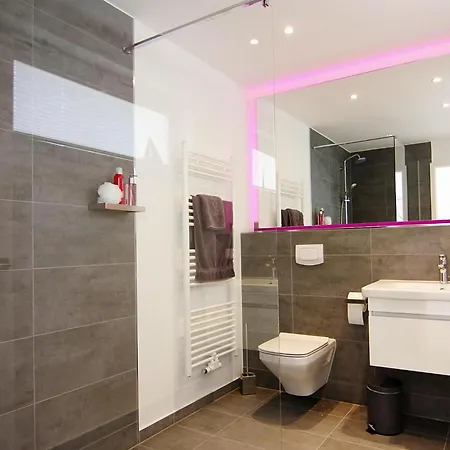 Am Yachthafen In Ferienhaus